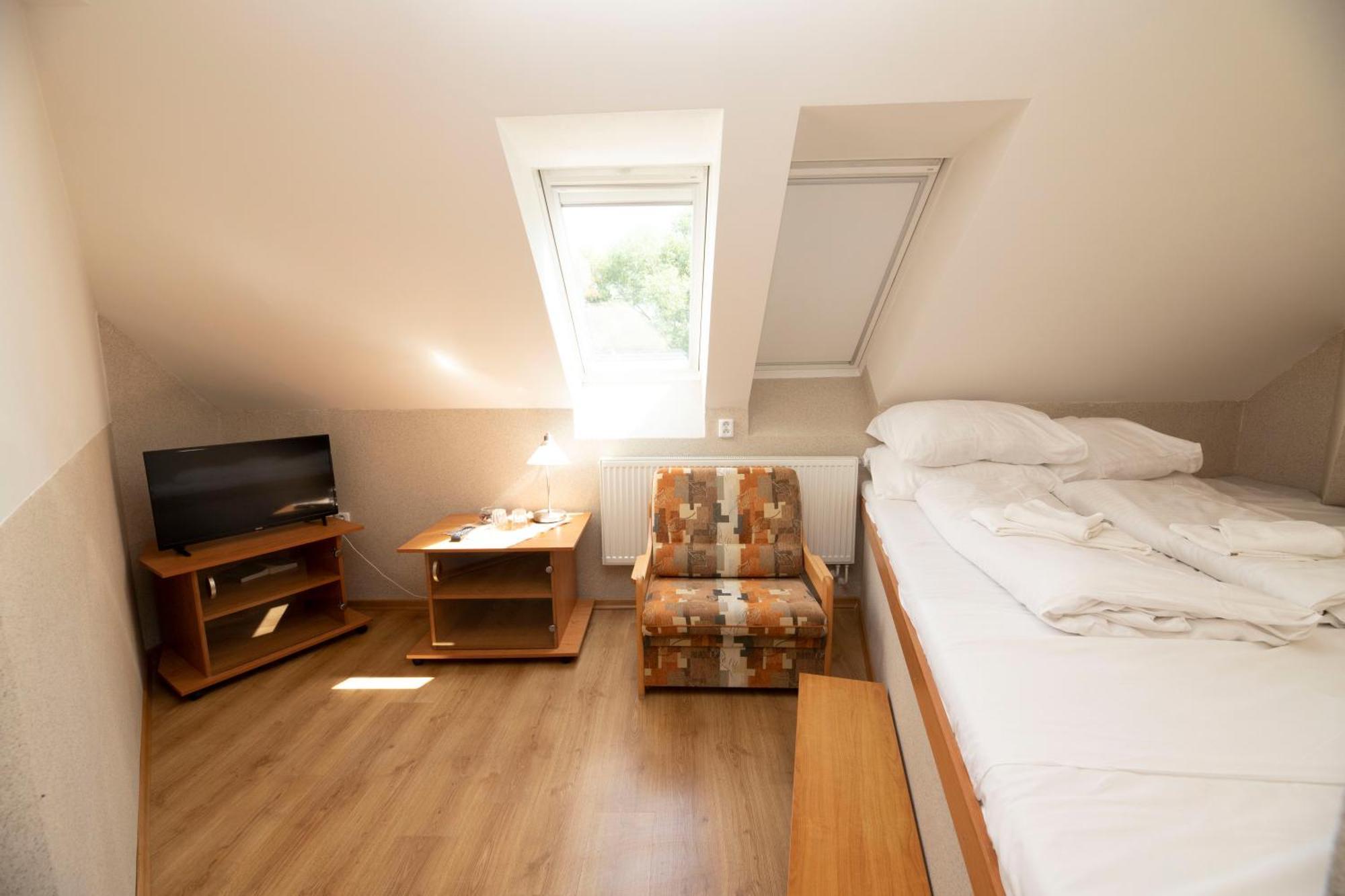 Hotel Allvet Drnovice  Luaran gambar